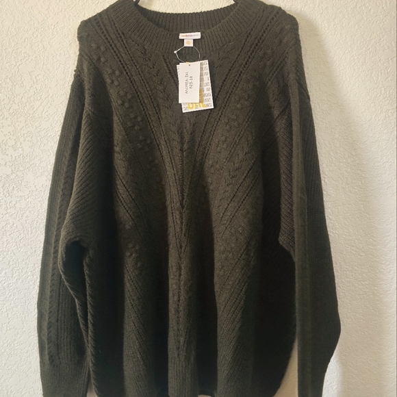 Sweater - Picture 3 of 3